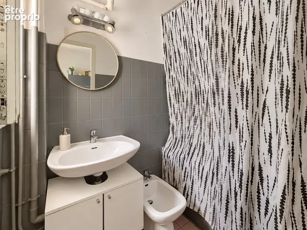 Villeurbanne – t3  de 62,36 m² - traversant avec vue dégagée - photo 14