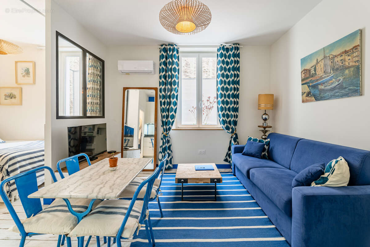 Appartement à MARSEILLE-1E