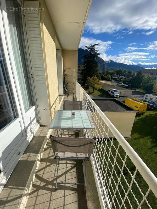 Appartement à SASSENAGE