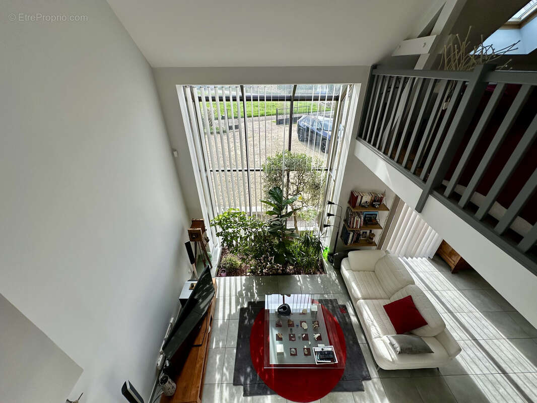 Maison à SAINT-SAUVEUR-SUR-ECOLE