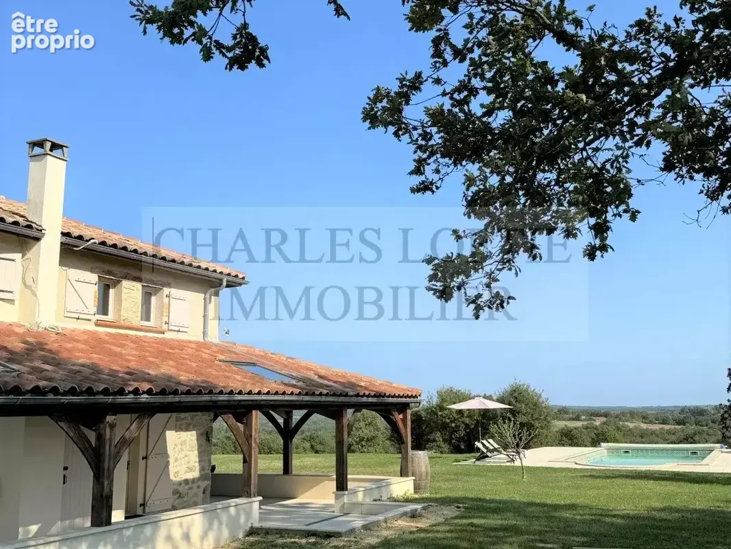 Superbes vues et joli emplacement pour cette maison en pierre, rénovée - photo 36