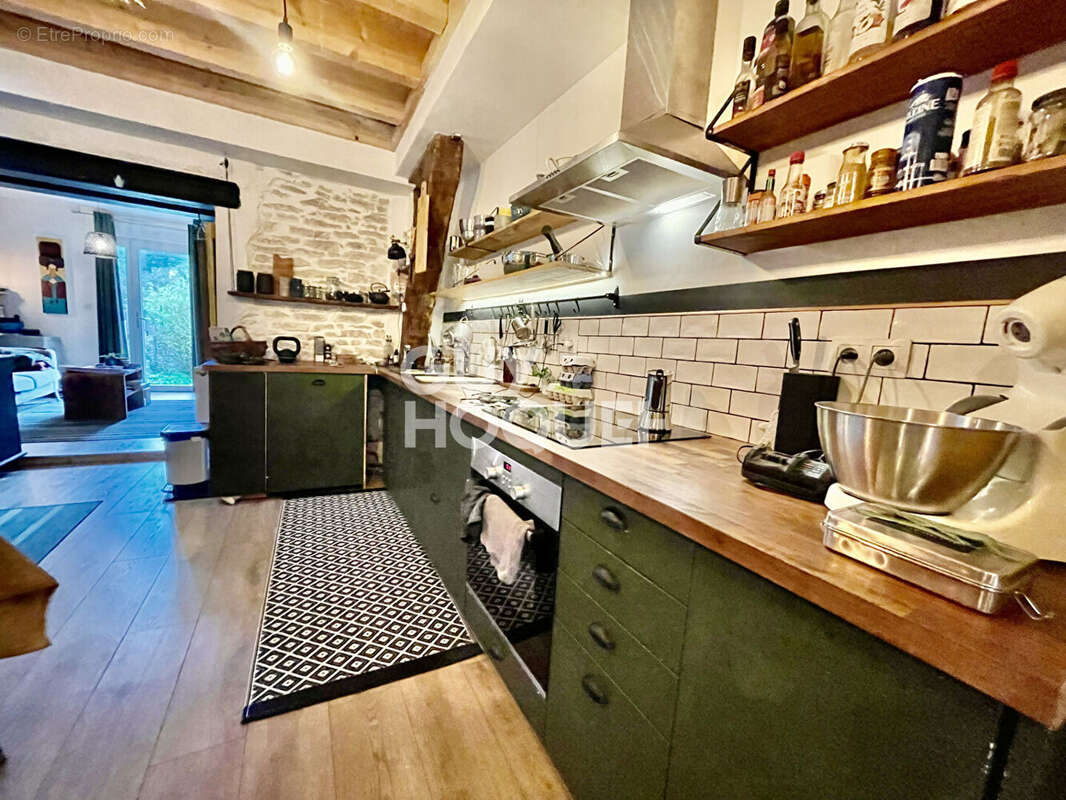 Appartement à CHENOVE