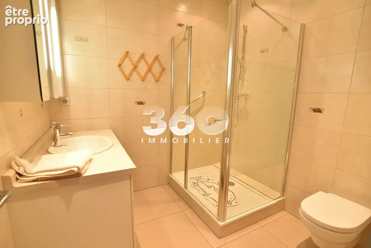 AIX-LES-BAINS Appartement T3 de 202 m² avec potentiel exceptionnel - photo 8