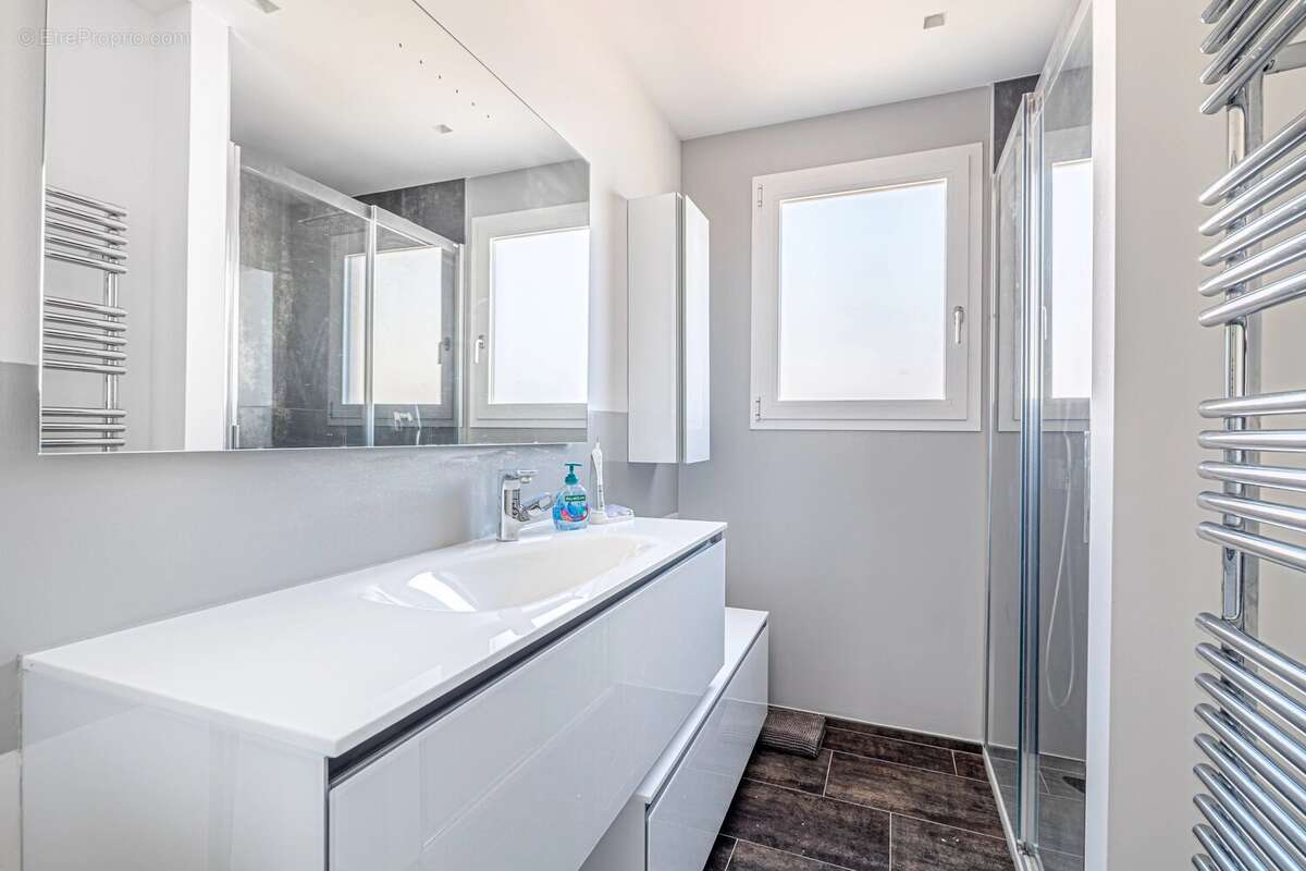 Appartement à BEAUSOLEIL