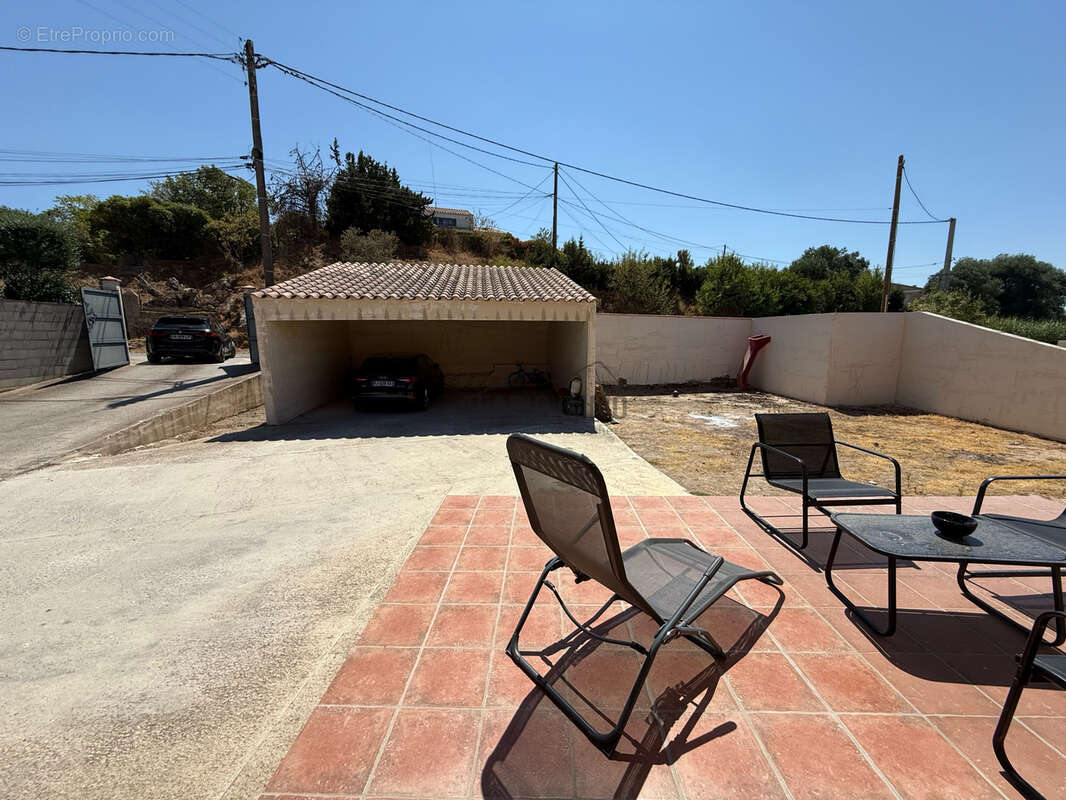 Villa plain-pied avec jardin et carport - photo 4