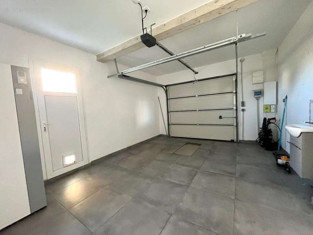 Maison à CHICHEBOVILLE