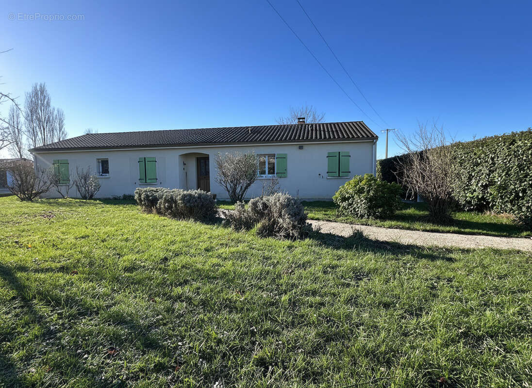 Maison à JULIENNE