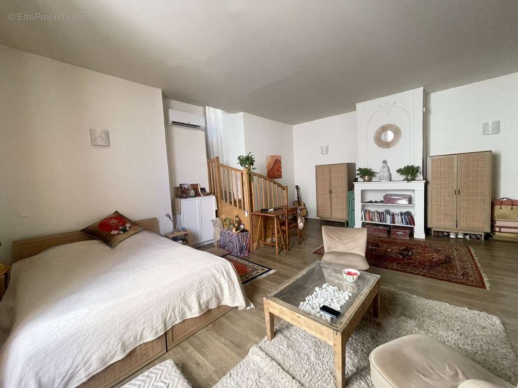 Appartement à PEZENAS