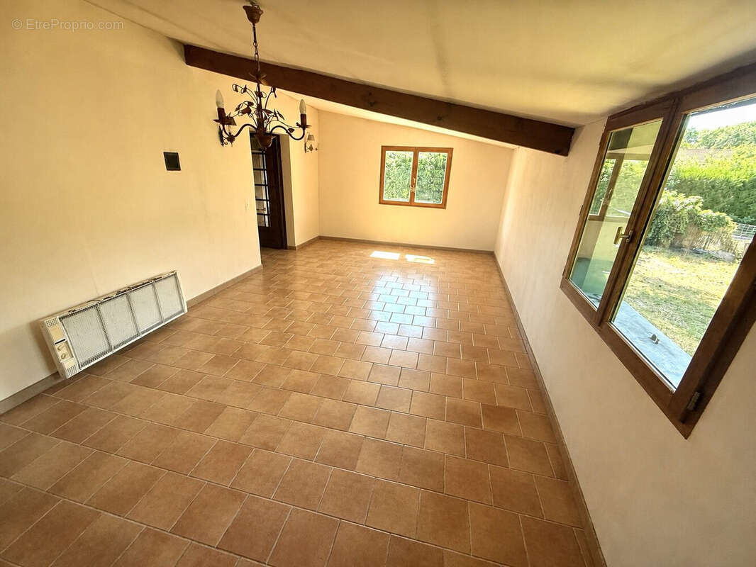 Maison 80 m² à Suippes  - photo 3