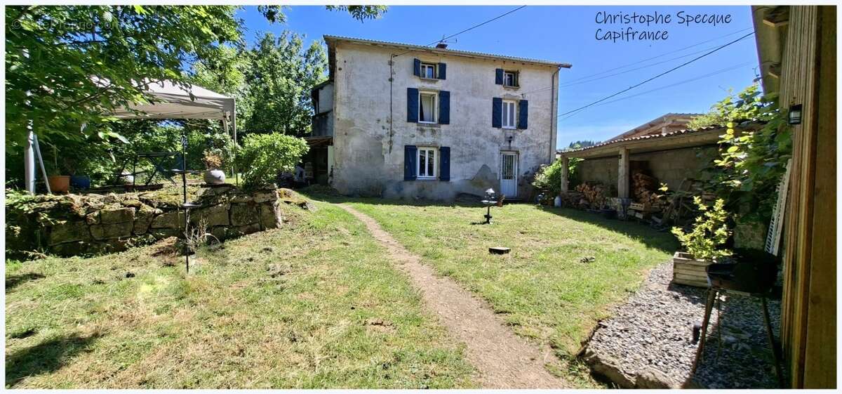 Propriete à vendre 5 pièces ARCONSAT (63) - photo 3