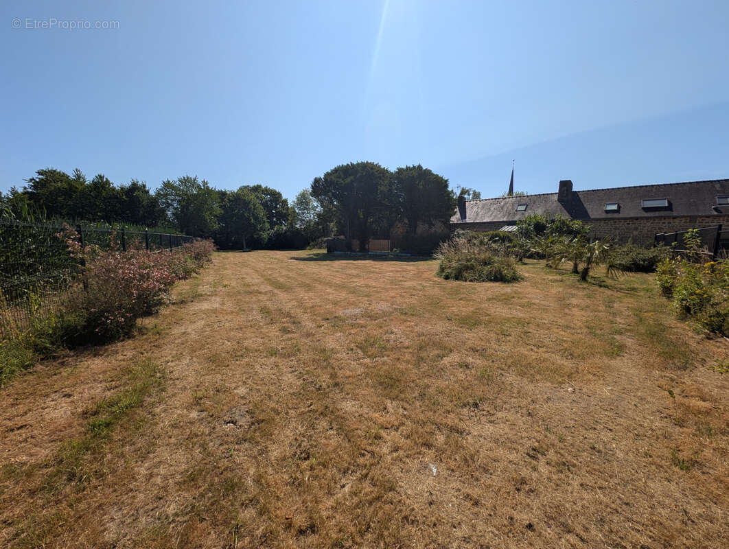 Terrain à PONT-SCORFF
