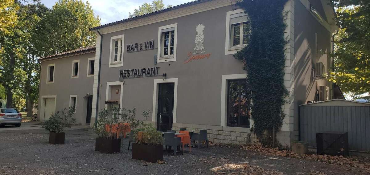 Bar  Restaurant  À Vendre sud Ardèche - photo 19