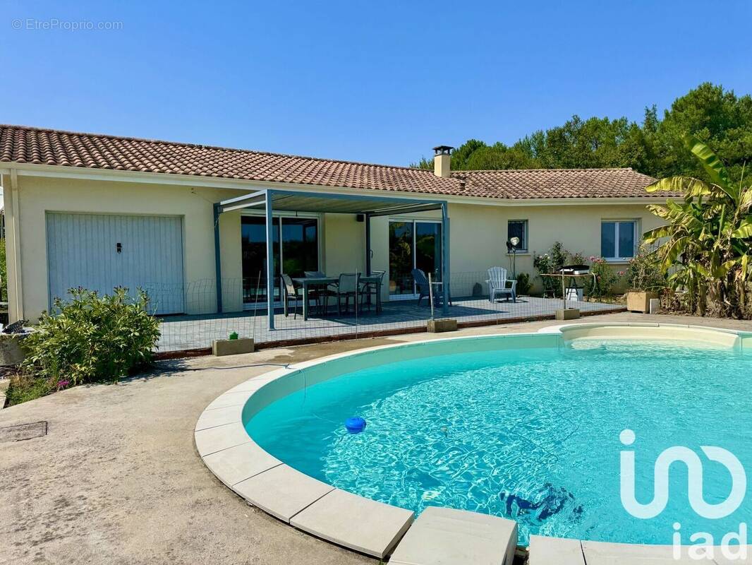 Photo 1 - Maison à MONTPEYROUX