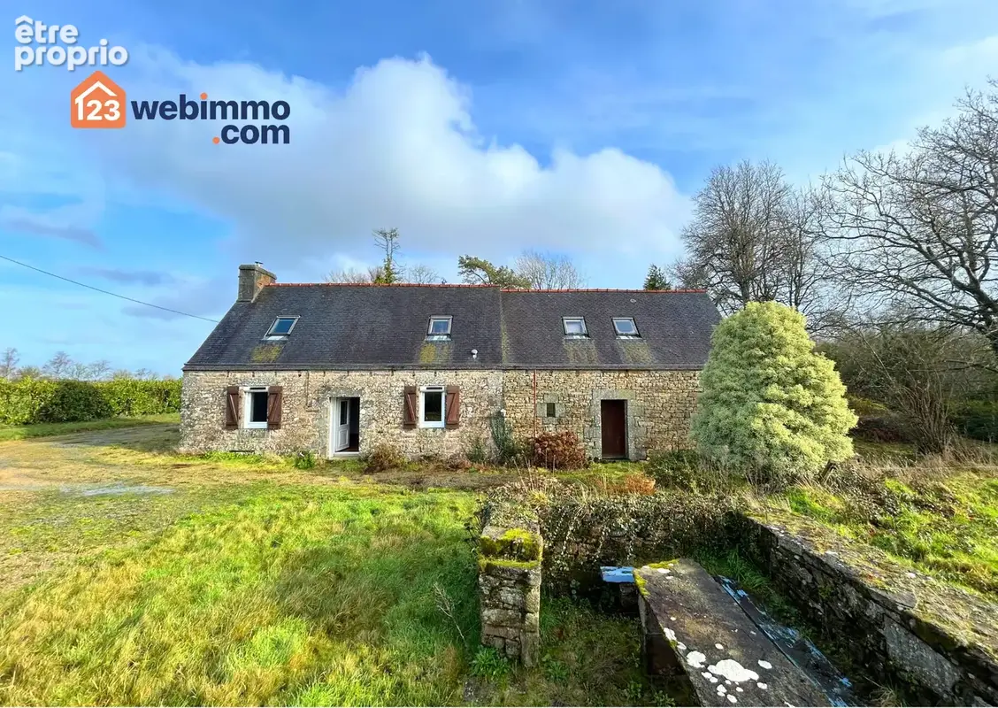 Maison à PLOUZELAMBRE