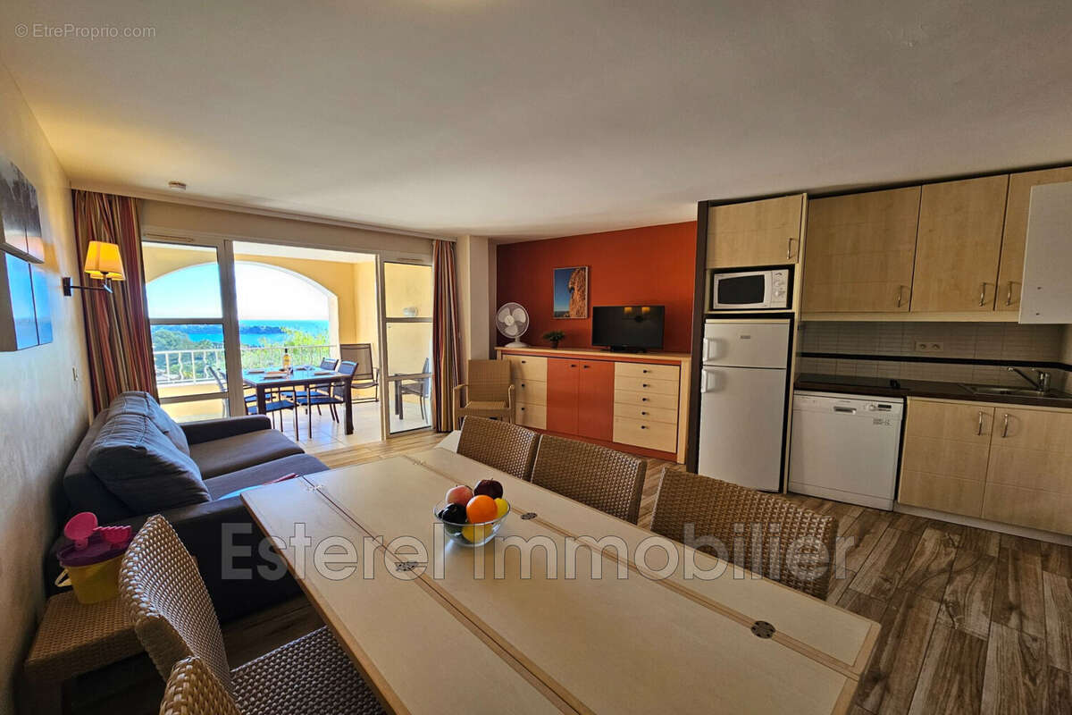 Appartement à SAINT-RAPHAEL