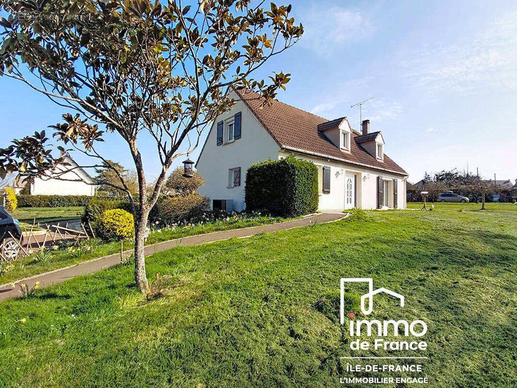 Maison à SAINT-GERMAIN-LE-GAILLARD
