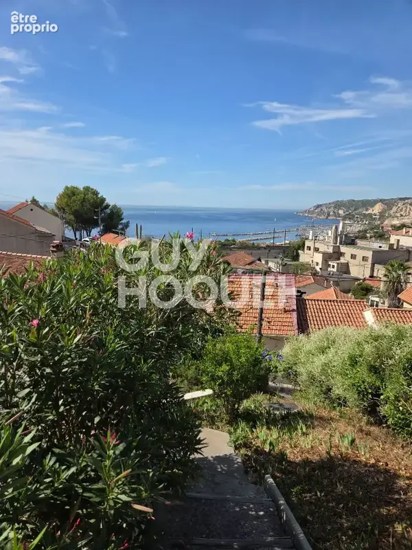 Marseille L'Estaque, Villa T4 117m² avec vue mer, appartement indépendant et garage. - photo 10