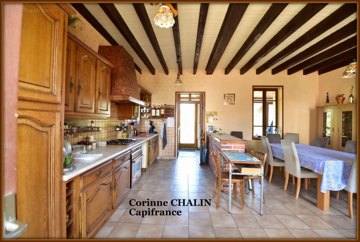 Maison à vendre 6 pièces MONTCOMBROUX LES MINES (03) - photo 3