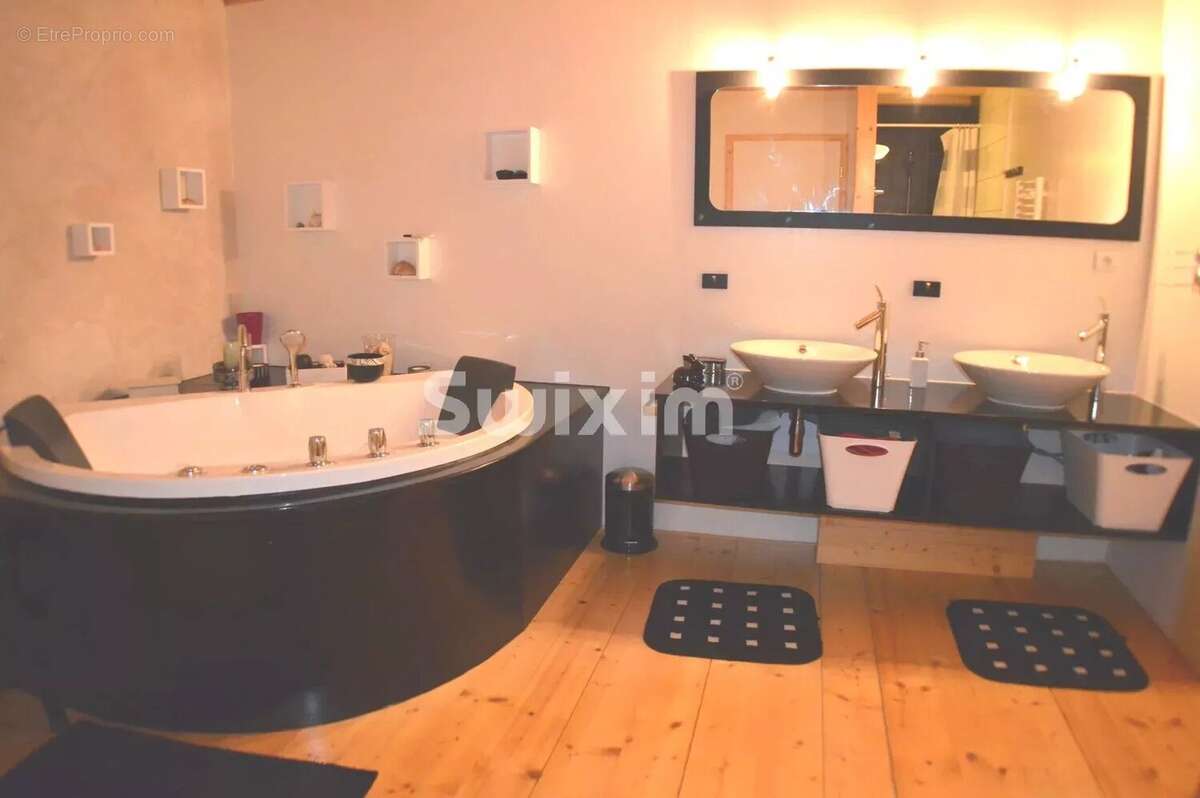 Maison à LES ROUSSES