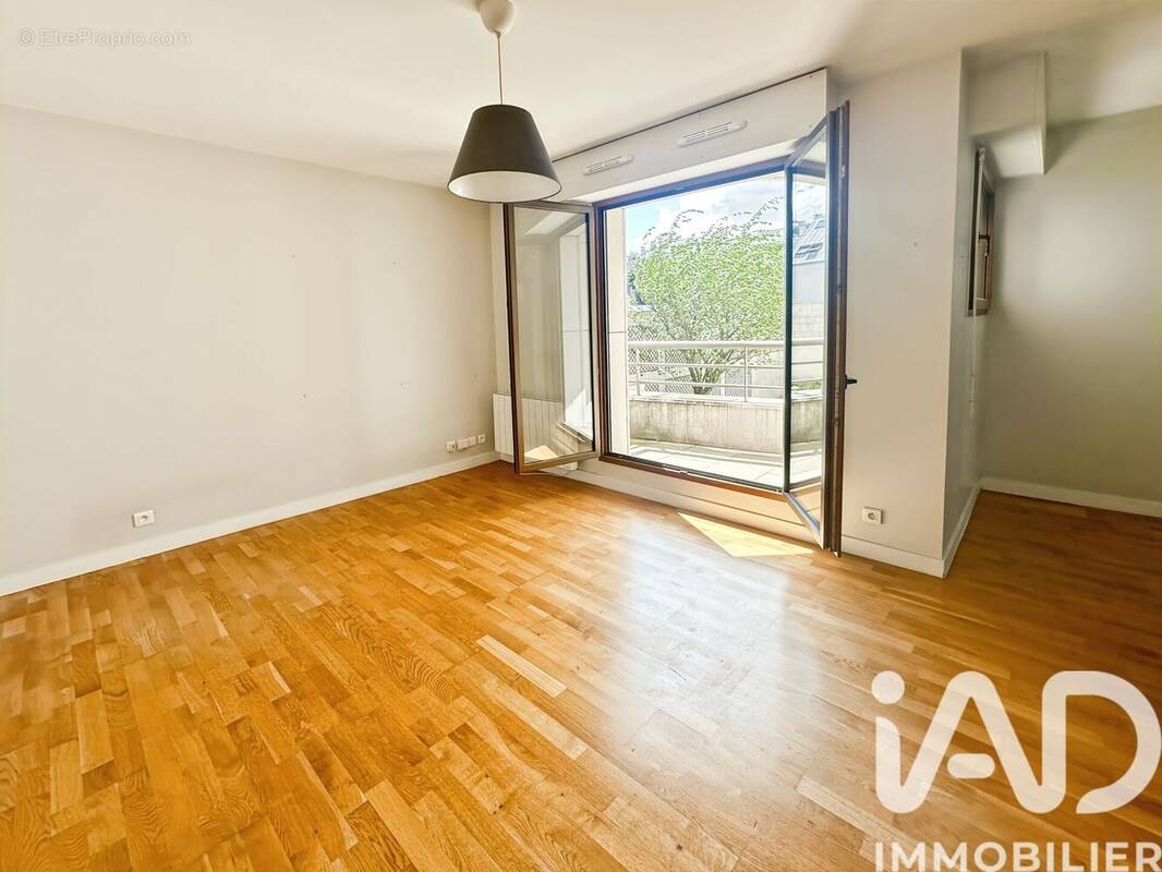 Photo 1 - Appartement à PARIS-14E