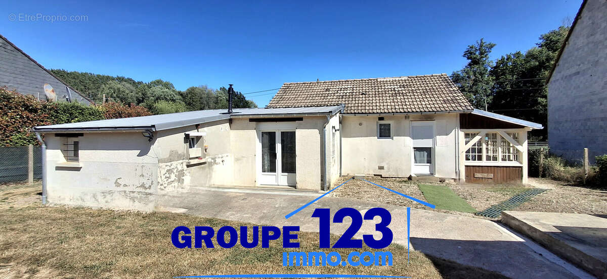 Maison à GUERCHY