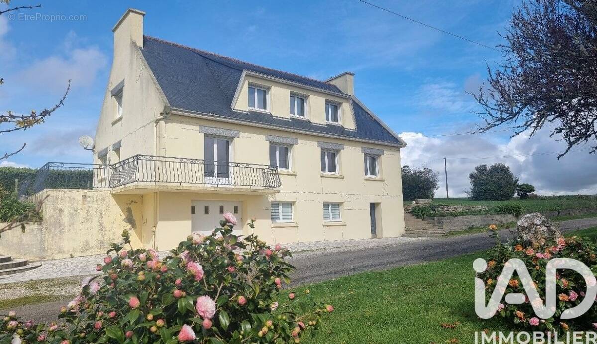 Photo 1 - Maison à POULDREUZIC