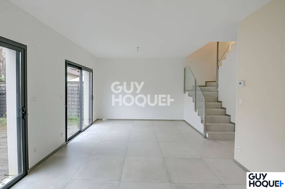 Maison à VILLEURBANNE