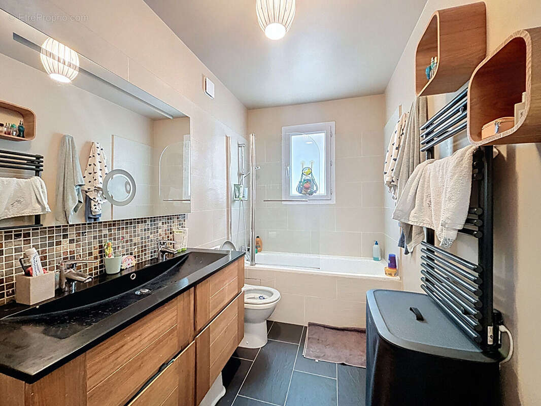 Appartement à SURESNES