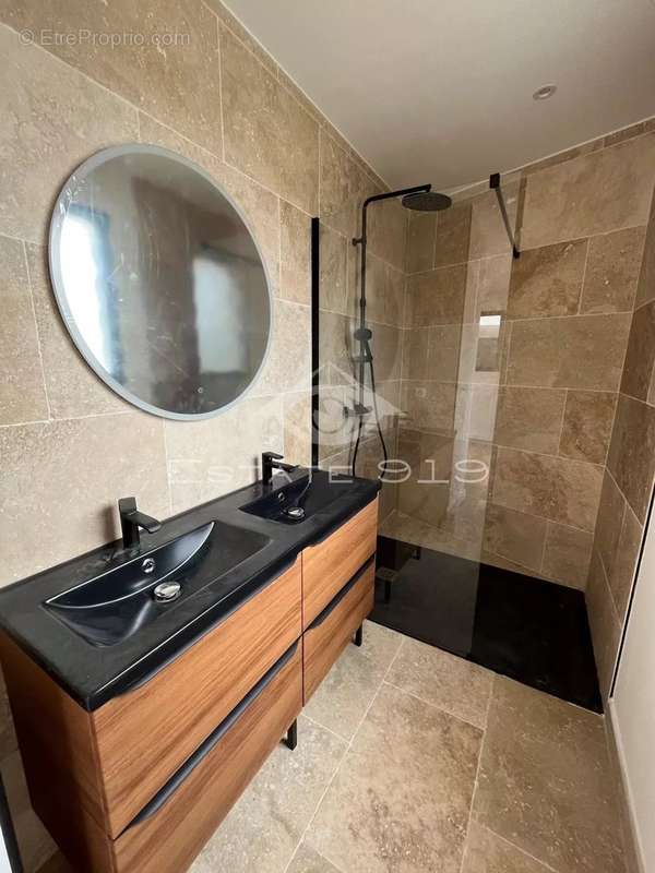 Maison à AURIBEAU-SUR-SIAGNE