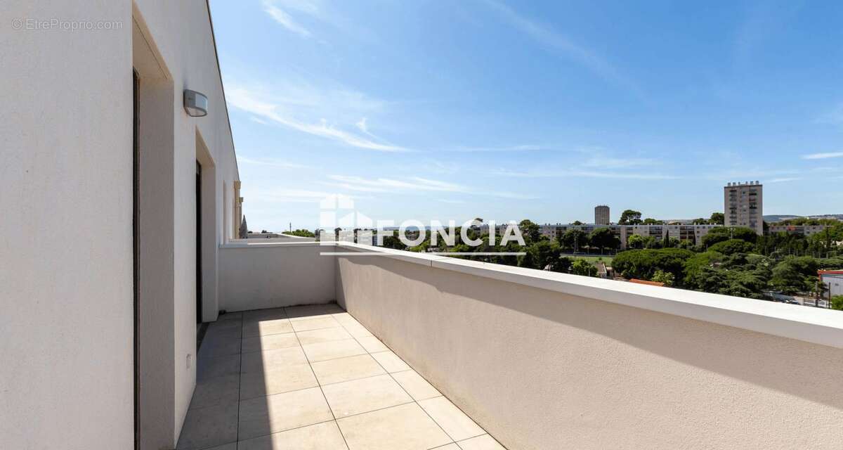 Appartement à MARSEILLE-12E