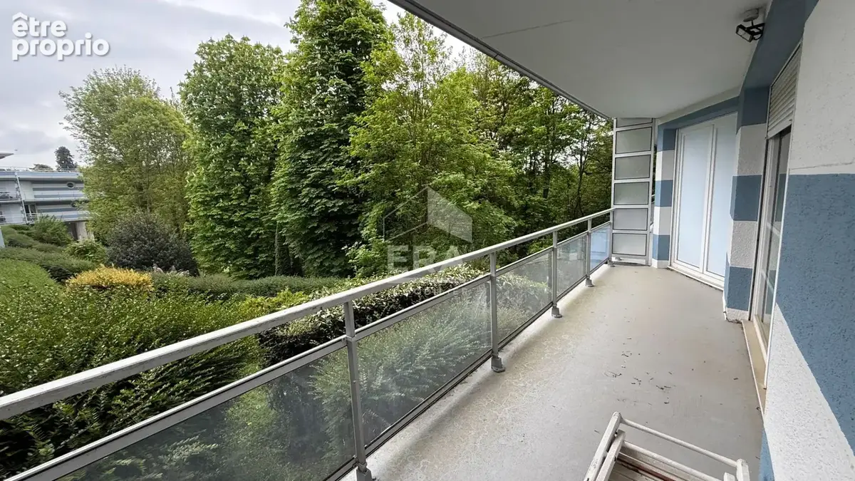 Appartement à MONT-SAINT-AIGNAN