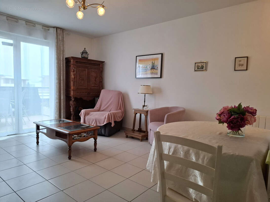 Appartement à LUCE