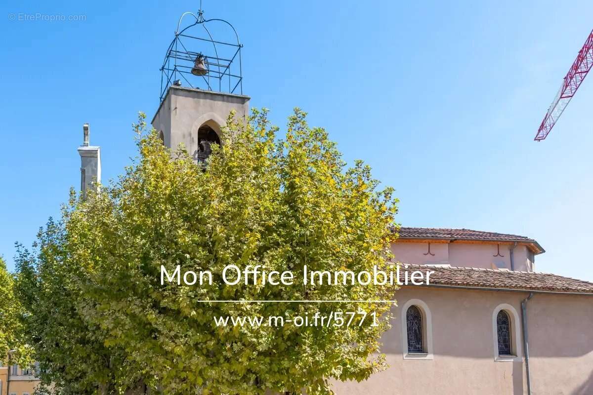 Appartement à SAINT-CYR-SUR-MER