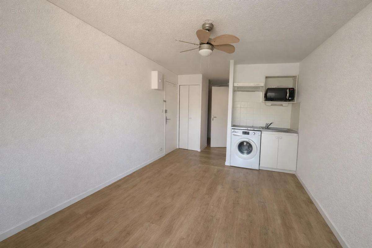 Appartement à LA LONDE-LES-MAURES