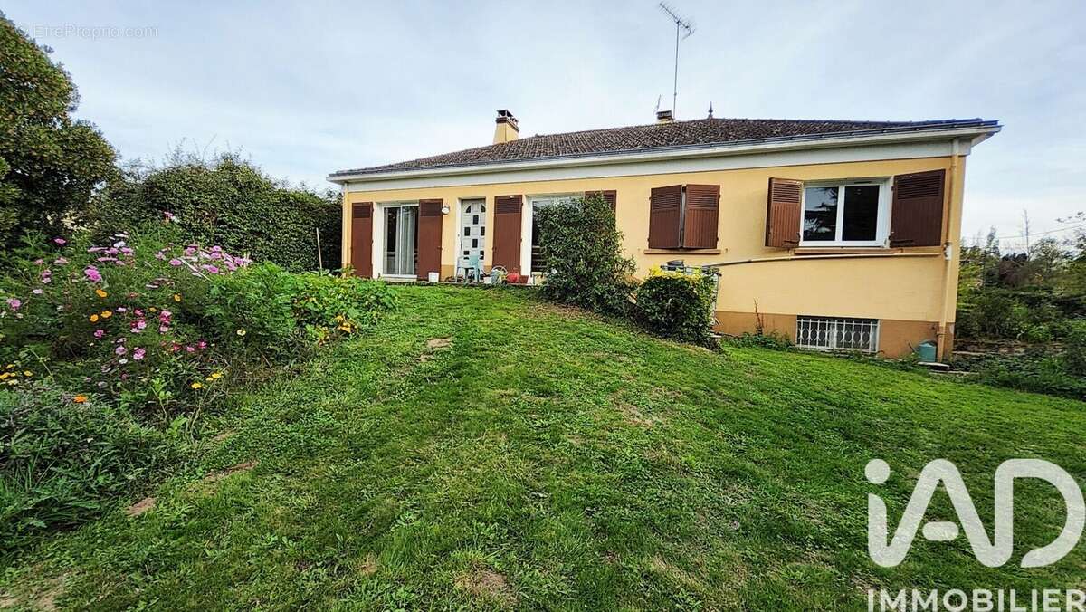 Photo 3 - Maison à NESMY