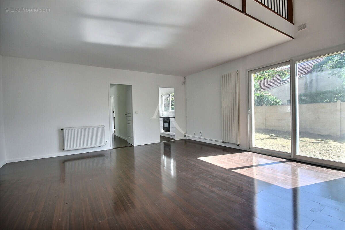 Maison à CONFLANS-SAINTE-HONORINE