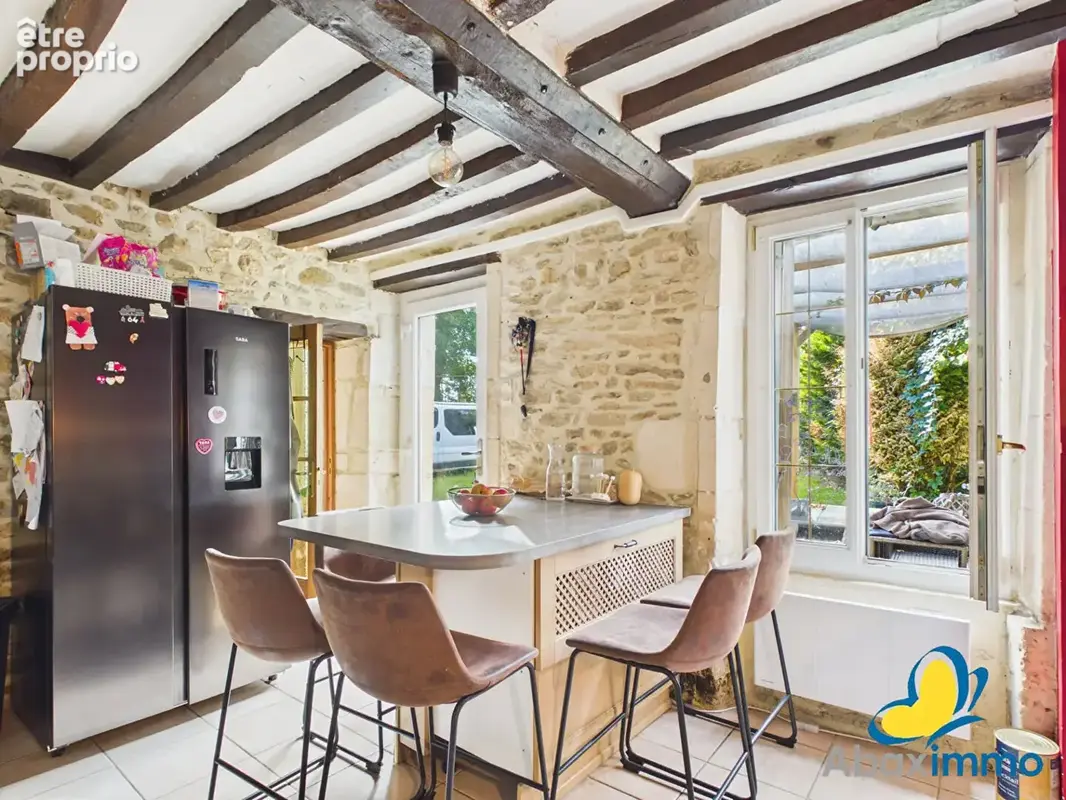 Charmante maison en pierre avec dépendance et grand jardin - Cesny - photo 5