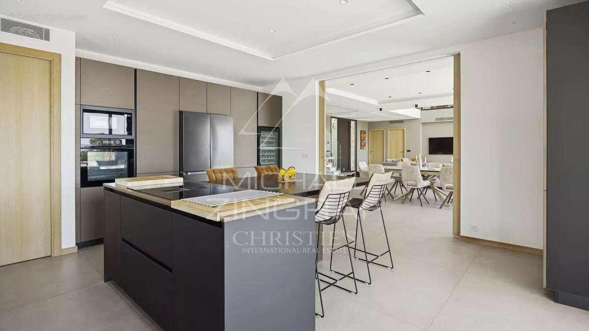 Une signature architecturale contemporaine avec panorama d'exception - photo 10