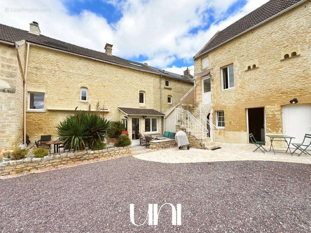 Maison à LUC-SUR-MER