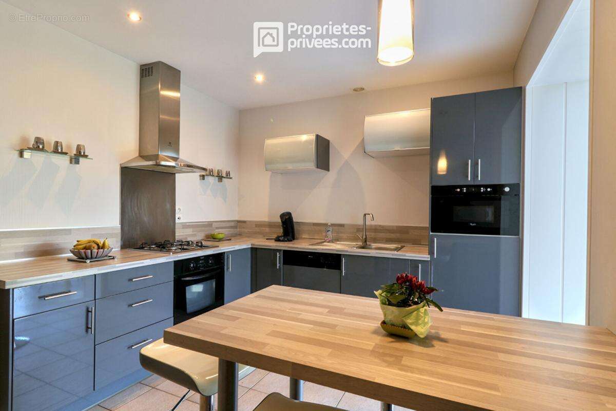 Maison à LE MAY-SUR-EVRE