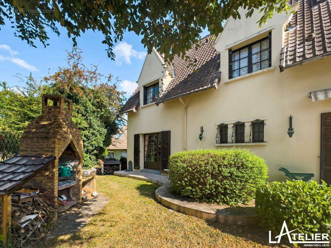 Maison à L'ETANG-LA-VILLE