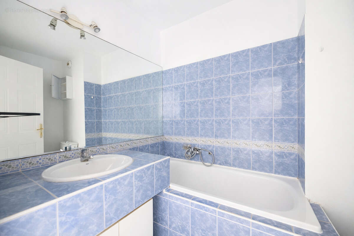 Appartement à MANDELIEU-LA-NAPOULE