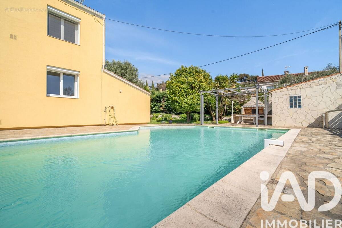 Photo 1 - Maison à OLLIOULES