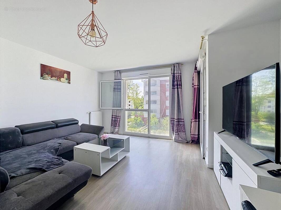 Photo 1 - Appartement à NEUILLY-SUR-MARNE