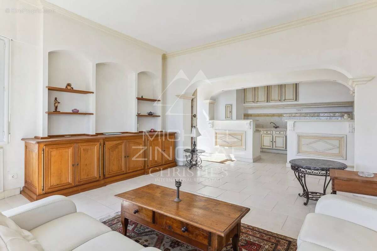 Maison à THEOULE-SUR-MER