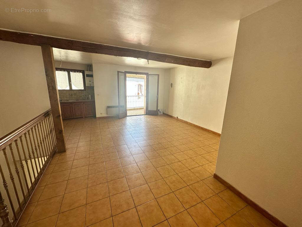 Maison à CONILHAC-CORBIERES