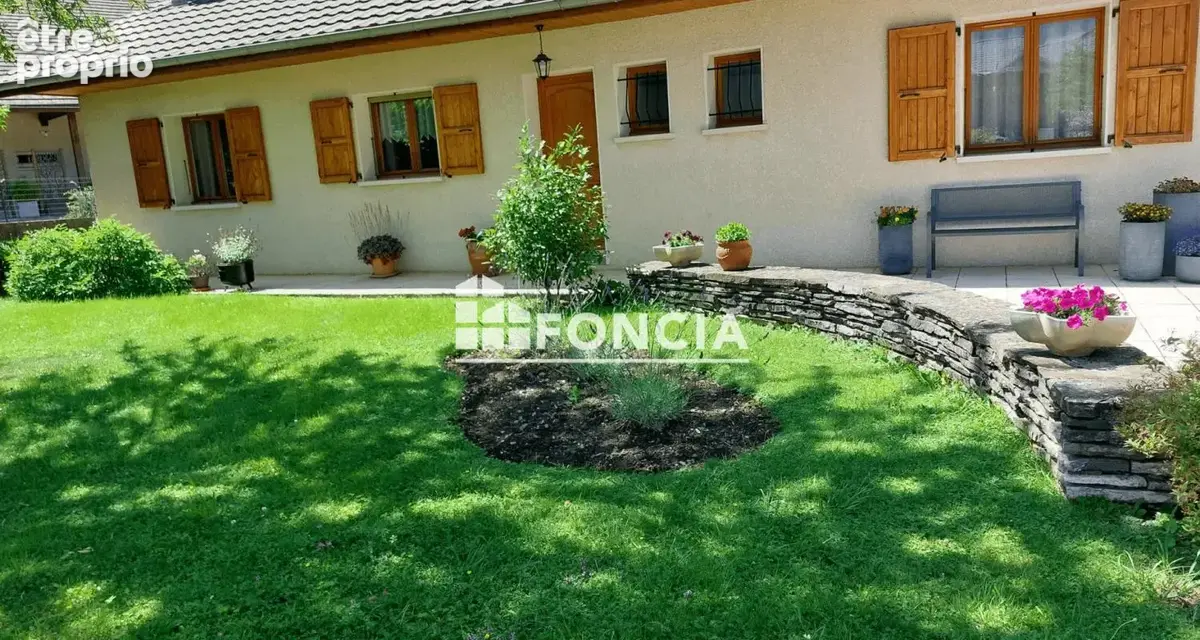 RARE : Charmant plain-pied lumineux avec grand terrain piscinable ! - photo 1