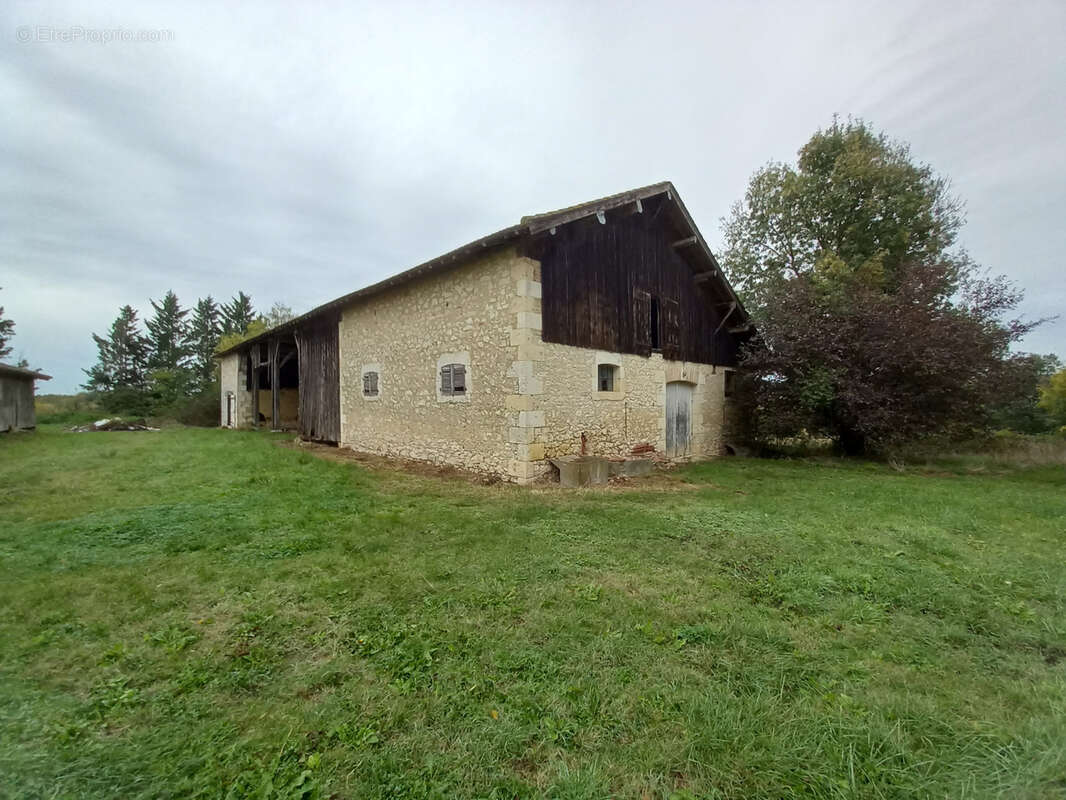 Maison à AUGNAX