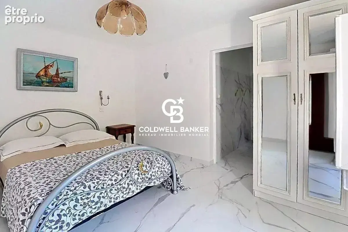 Villa provencale  avec 3 habitations - photo 9