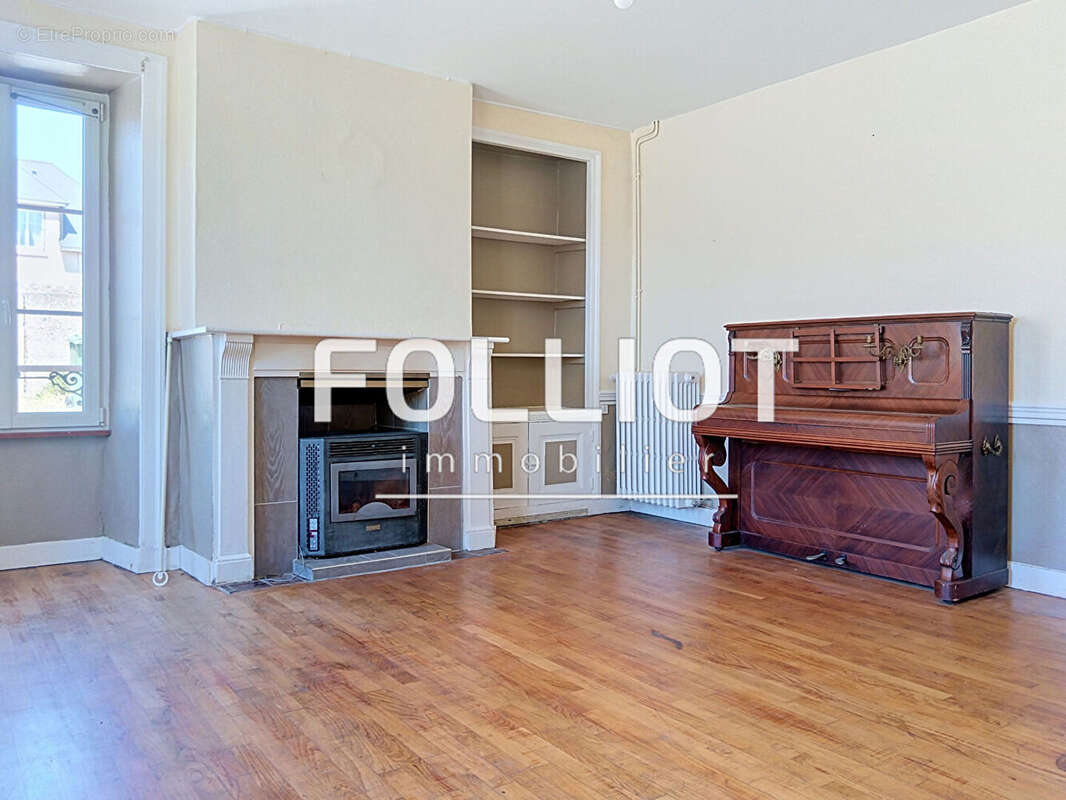 A VENDRE Maison Saint-Lô                                                                             9 pièce(s) 230 m2 - photo 6